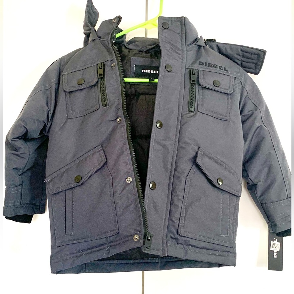 Diesel Youth size 4 Padded Parka w/removable faux fur. New with Tags.